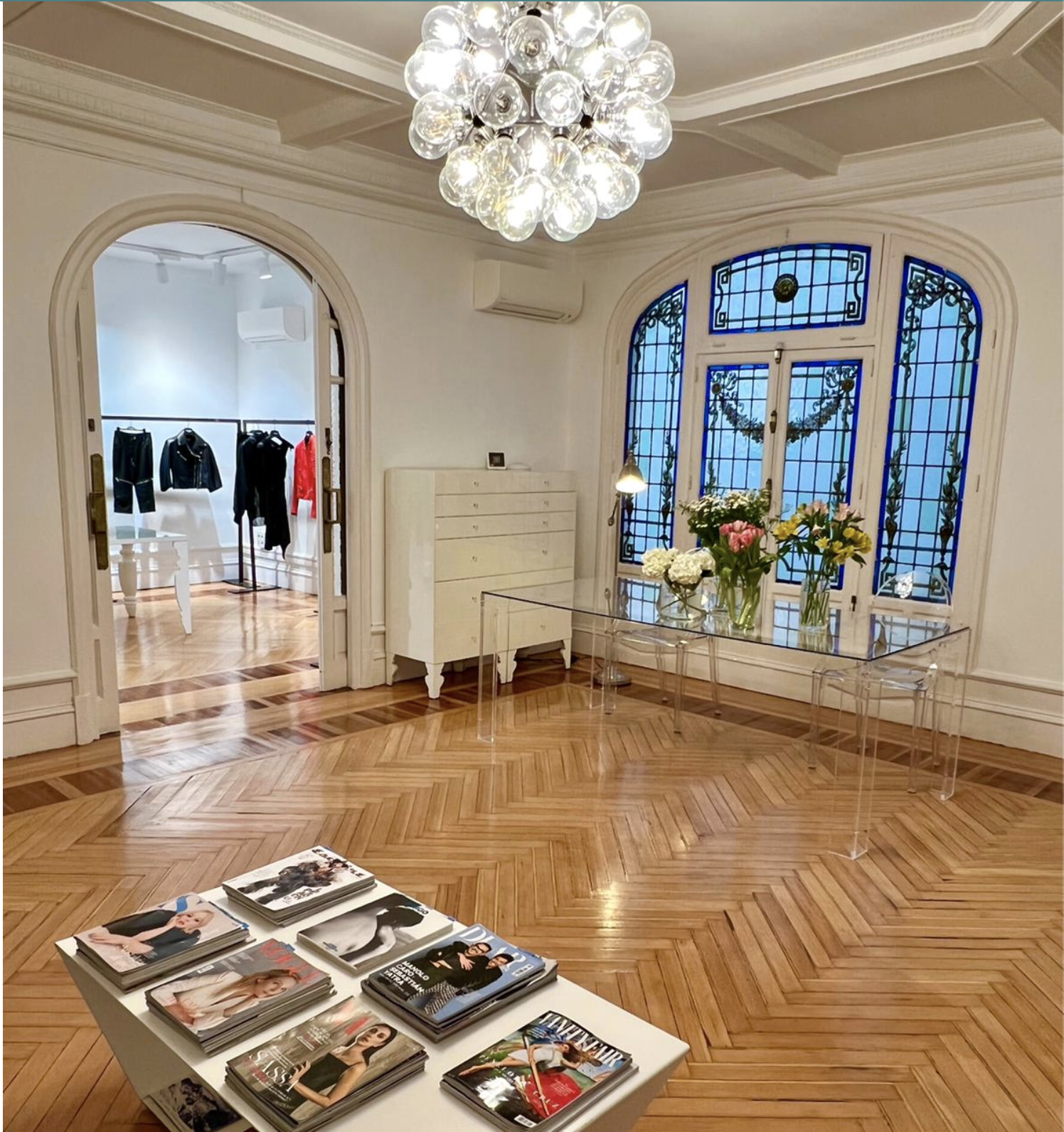 IRENNE CHC - SHOWROOM 7